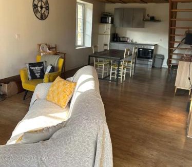 Echire House | Chalet Nature & chiens de traîneaux