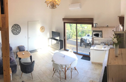 Calvisson House | Chalet on the hill