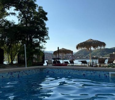 Orsova House | CHALET Orsova