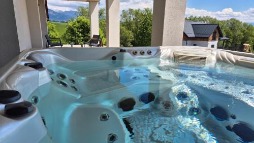 Izipovce Villa | Chalet Panorama