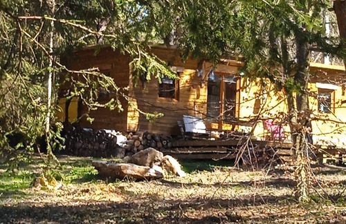 Boussoulet Ski Chalet | Chalet Papillon au Milieu D'un Bois Très Cosy en Moyenne Montagne