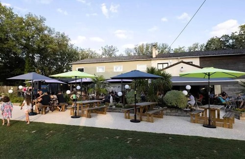 Loupiac Ski Chalet | Chalet Premium (2 bdrms) - TV - Air conditioning - 2 bathrooms 6 people