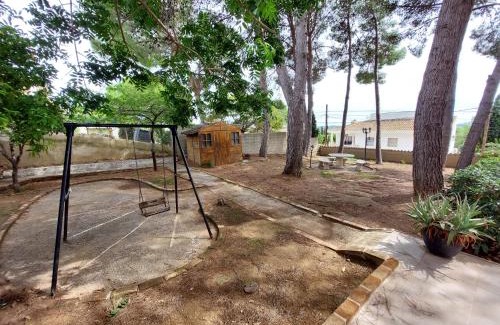 Torrent House | Chalet rústico con piscina y barbacoa, Valencia