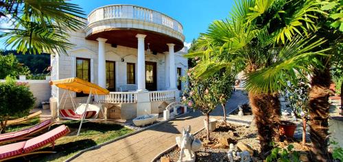 Arganza House | Chalet Santa Teresa - Ponferrada (El Bierzo, León)