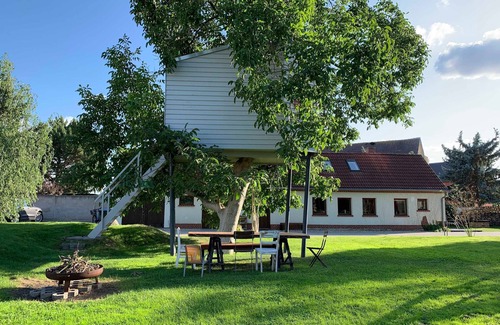Markranstaedt House | Chalet Sch(l)afbock - Holiday home in the countryside