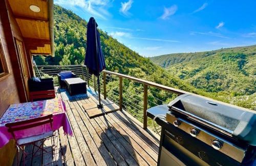 Luceram Ski Chalet | Chalet sur pilotis avec piscine privée