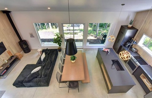 Lac-Superieur House | Chalet Taiga with a Hot Tub in Tremblant Nord