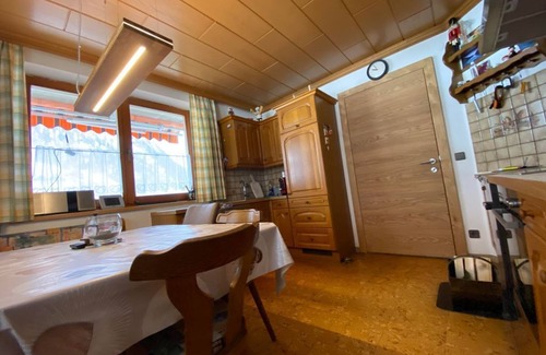 Grosskirchheim House | Chalet Tauernbär - Ferienhaus, Dusche und Bad, WC, 3 Schlafräume