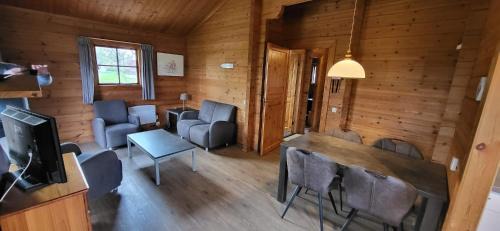 Gramsbergen Ski Chalet | Chalet Uppsala, Plus Sauna