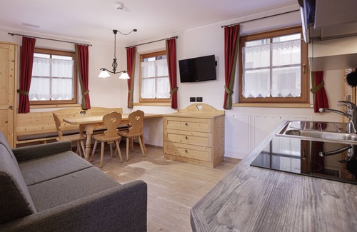 Valdaora di Sopra Hotel | Chalet Winklwiese