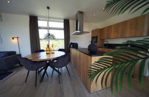 Biddinghuizen House | Chalet with 2 bedrooms and terrace