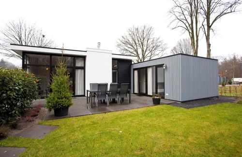 Schaarsbergen House | Chalet with 2 bedrooms and a terrace