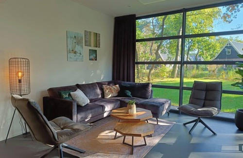 Schaarsbergen House | Chalet with 2 bedrooms and a terrace