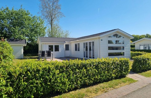 Halfweg House | Chalet with 2 bedrooms and terrace