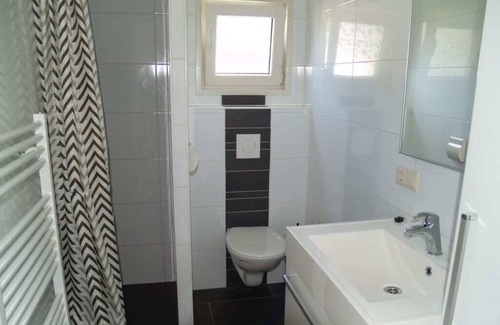 Dordtse Biesbosch Ski Chalet | Chalet with 3 bedrooms and a terrace