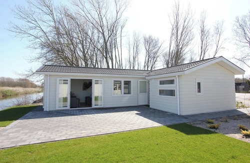 Halfweg House | Chalet with 3 bedrooms and a terrace
