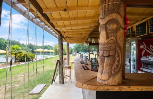 Bretagne-d'Armagnac House | Chalets Camping Lacs d'Armagnac