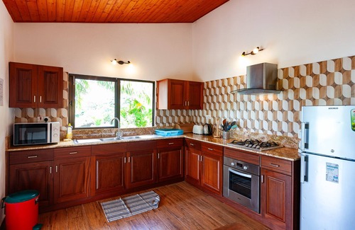 Baie Ste Anne House | Chalets Cote Mer