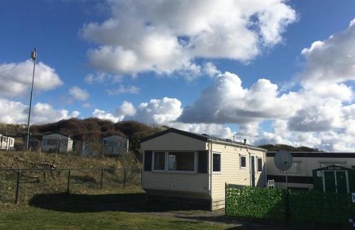 IJmuiden Ski Chalet | CHALETS IN THE DUNES nearby the beach