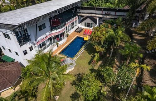 Chalong Villa | Chalong - 10 BR Private Pool Villa - Villa Nap Dau - Phuket