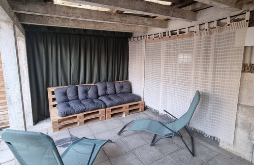 Chalons-en-Champagne House | Châlons : Cocooning stay with Balneo, Garden and Garage