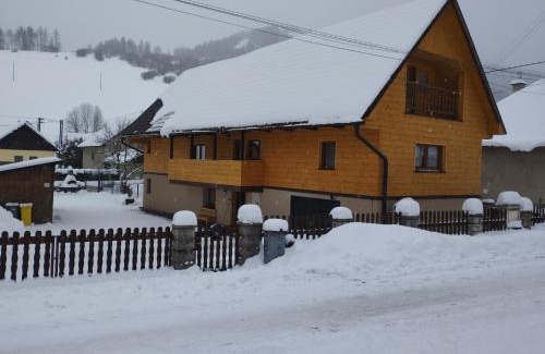 Liptovske Revuce House | Chalupa Praženica