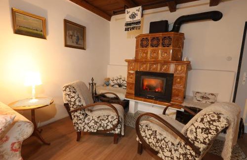 Hruba Vrbka House | Chalupa u Holoubků