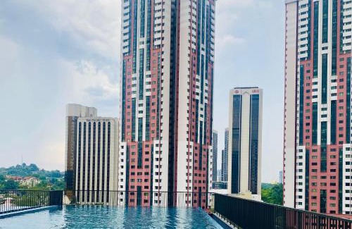 Pekeliling Apartment | Chambers Residences ZFJ World