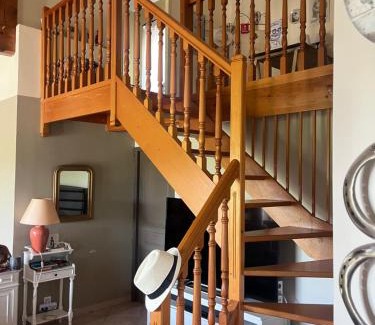 Combaillaux Bed & Breakfast | Chambre à l'étage, salle d'eau au rez de chaussée