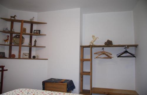 Aurignac Bed & Breakfast | Chambre à la Ferme BANZAÏ - Face aux Pyrénées AURIGNAC