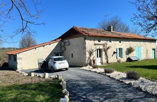 Bardenac House | Chambre à louer 35m2 ,calme et piscine,Sud Charente