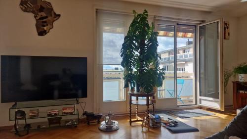 Busserach House | Chambre à Louer chez l'habitant Lausanne centre
