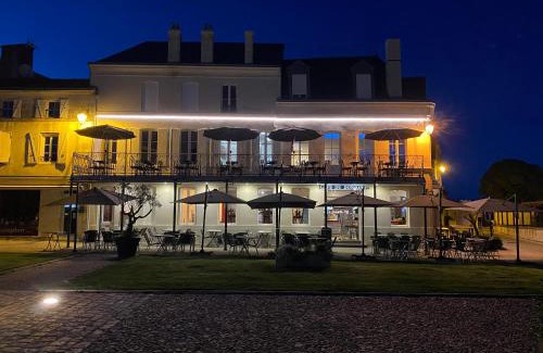 Pons Hotel | Chambre 3 Face au Donjon