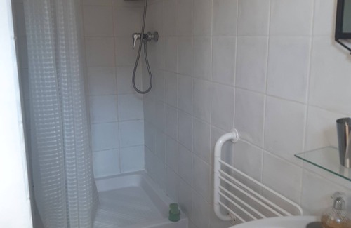 Saint-Barnabe Bed & Breakfast | Chambre au Calme Avec Petit Jardin à Marseille