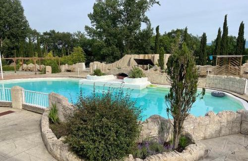 Lescout Bed & Breakfast | Chambre au Domaine Spa-piscine sauna