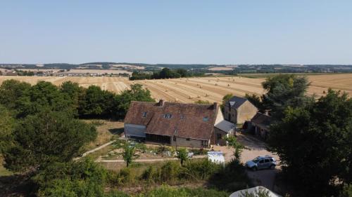 Sarge-sur-Braye House | chambre avec SDB privative en pleine campagne