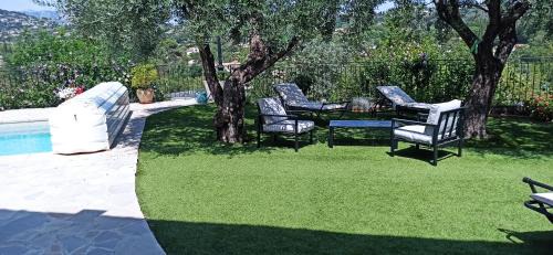 La Colle-sur-Loup Bed & Breakfast | Chambre avec vue