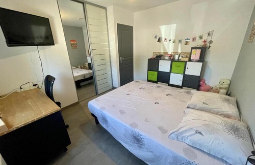 Venarey-les-Laumes House | Chambre chez Delphine et Guillaume salle de bain et wc commun