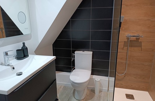 Merignac Bed & Breakfast | Chambre Cosy Indépendante