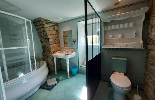 Saint-Jean-et-Saint-Paul House | Chambre d'hôtes LES LOUVES