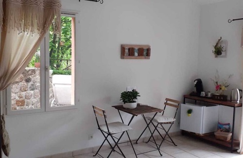 Ribes Bed & Breakfast | Chambre D'hôte 'les Faïsses'