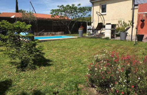 Cournon-dʼAuvergne House | Chambre d'hôtes l'Amaryllis