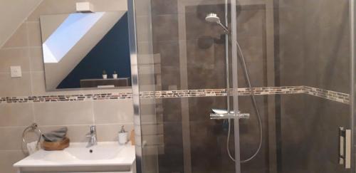 Moret-sur-Loing Bed & Breakfast | Chambre d'hôtes SOPHORA - Les Clés des Lys