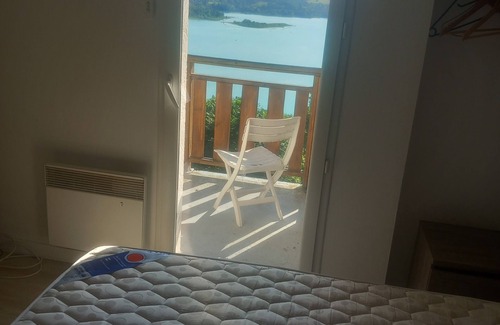 Aiguebelette-le-Lac Bed & Breakfast | Chambre D'hôte,vue Lac,tres Calme à Aiguebelette le lac