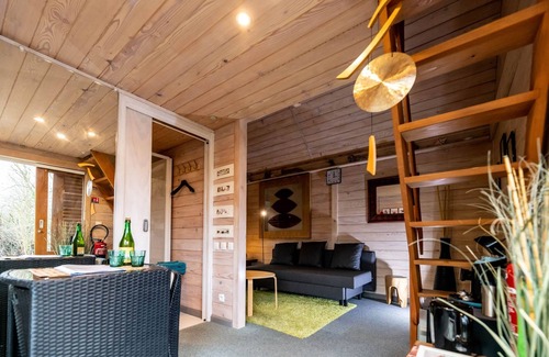 Gussignies Ski Chalet | Chambre d'hôte DOLCE VITA + 2-hour access to aqua relaxation area (2 people)