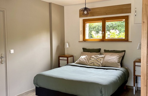 Monts-en-Ternois Bed & Breakfast | Chambre d'hôte with terrace (2 pers)