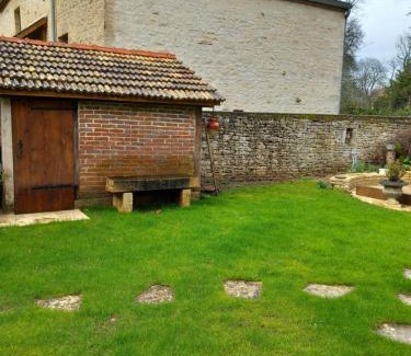 Meursault Bed & Breakfast | CHAMBRE D HOTES AU COEUR DE MEURSAULT