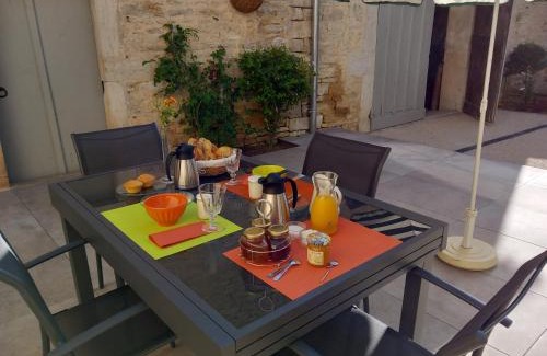 Meursault Bed & Breakfast | CHAMBRE D HOTES AU COEUR DE MEURSAULT
