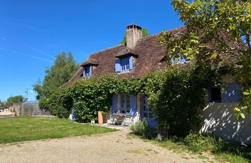 Blis-et-Born House | Chambre Cosy Avec Poêle, Salle de Bains et Kitchenette
