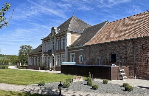 Coupelle-Vieille Bed & Breakfast | Chambre Godefroy de Bouillon